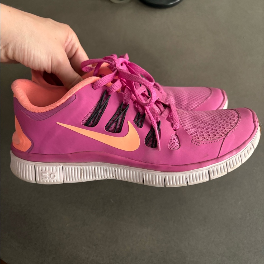 Nike Pink Athletic Shoes with Breathable Mesh